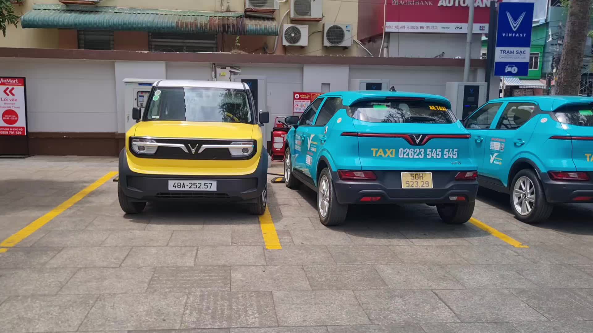 @&Ocirc; T&ocirc; Ho&agrave;ng Long