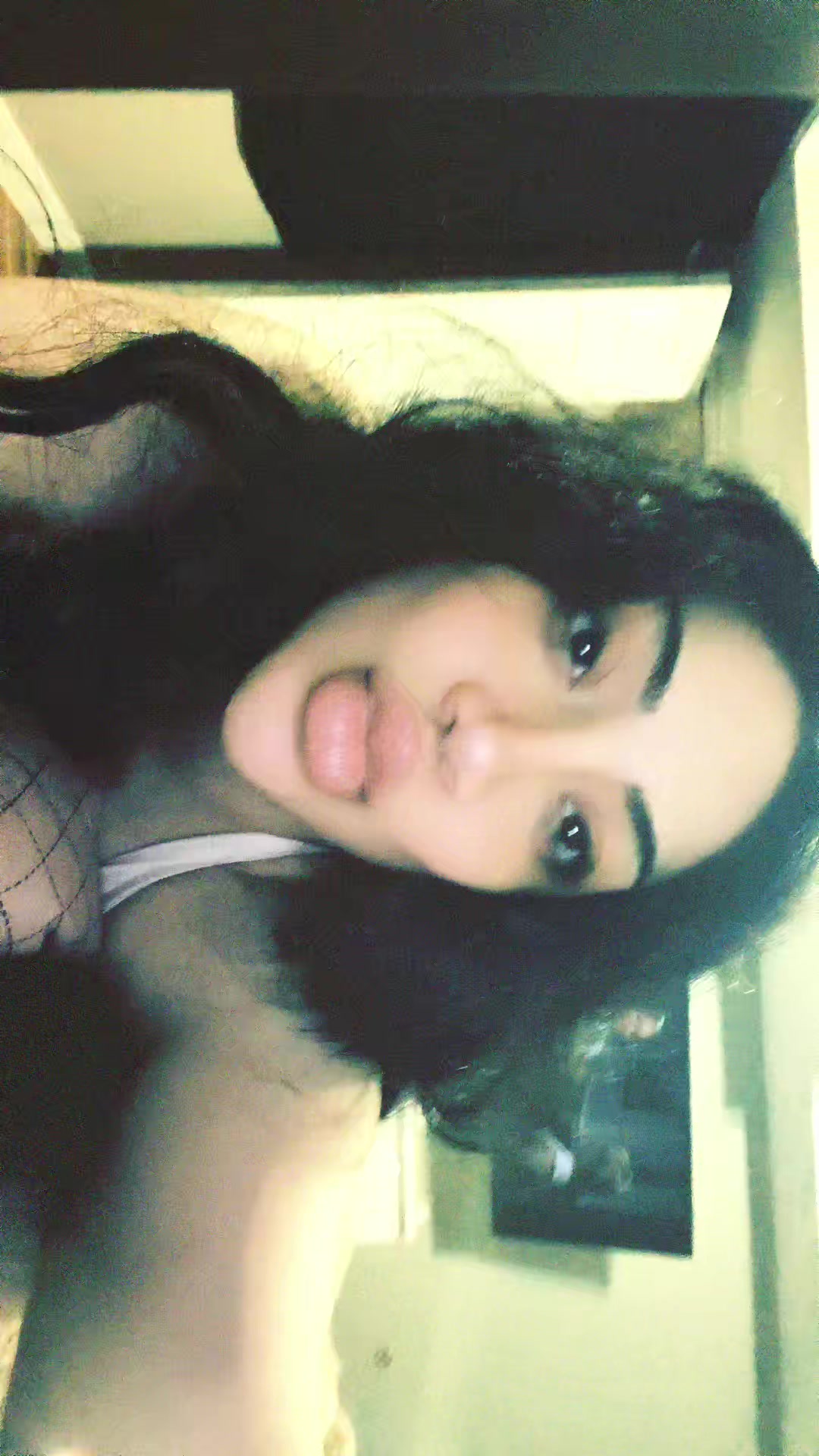 @IG: @chilltinax