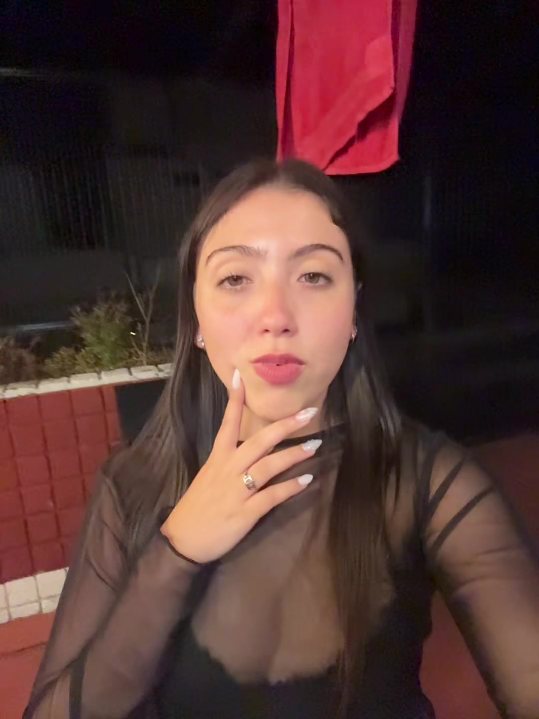 @whoisvickyy