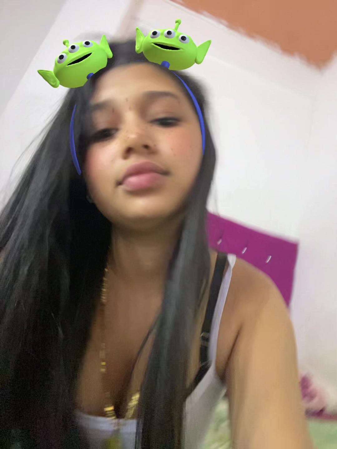 @Valeska..🤍👸🏻