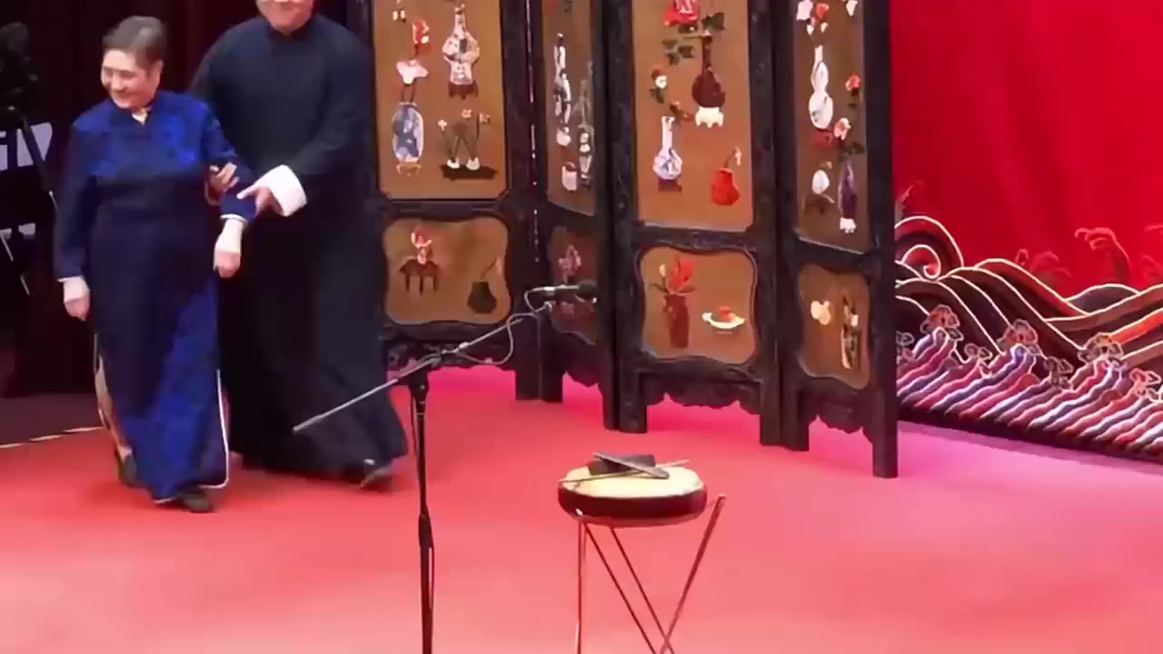 @晃晃悠悠