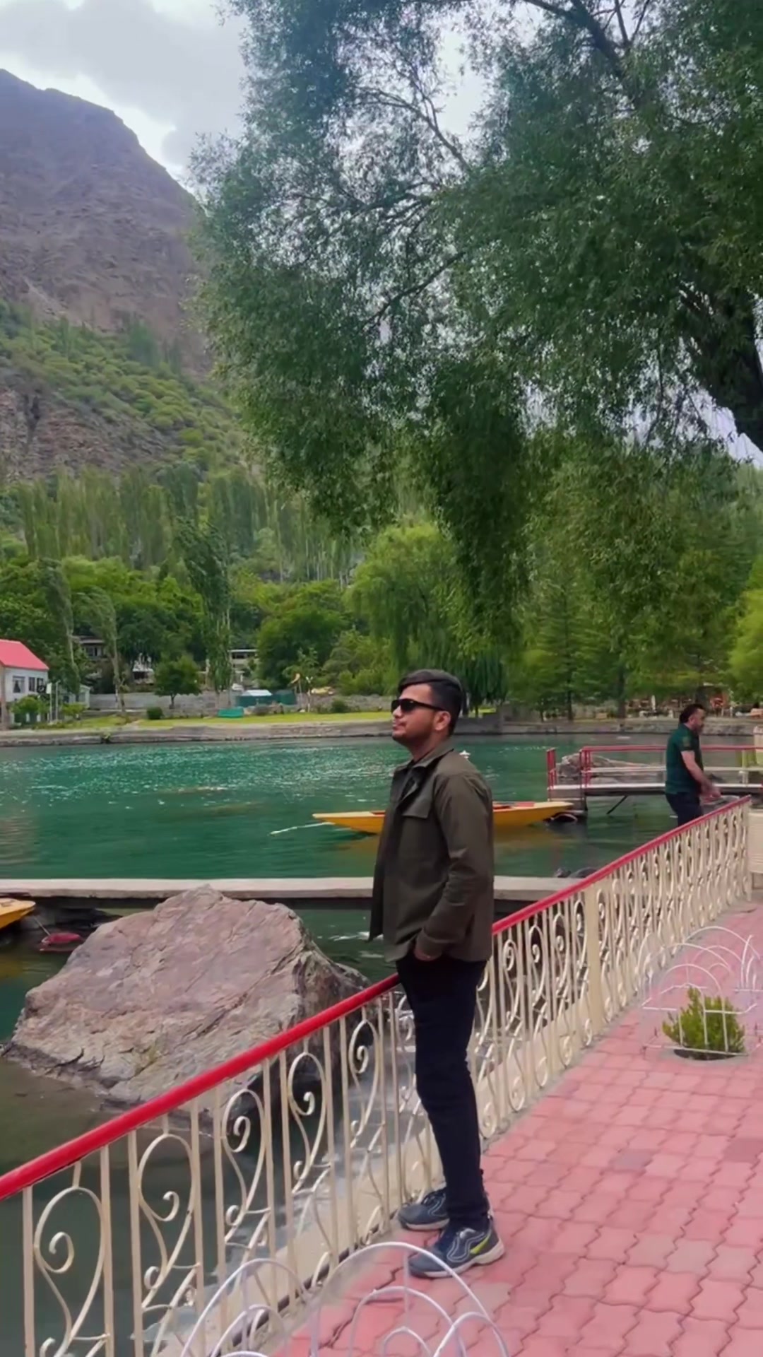 @SYED AYAZ SUMALANI🫶