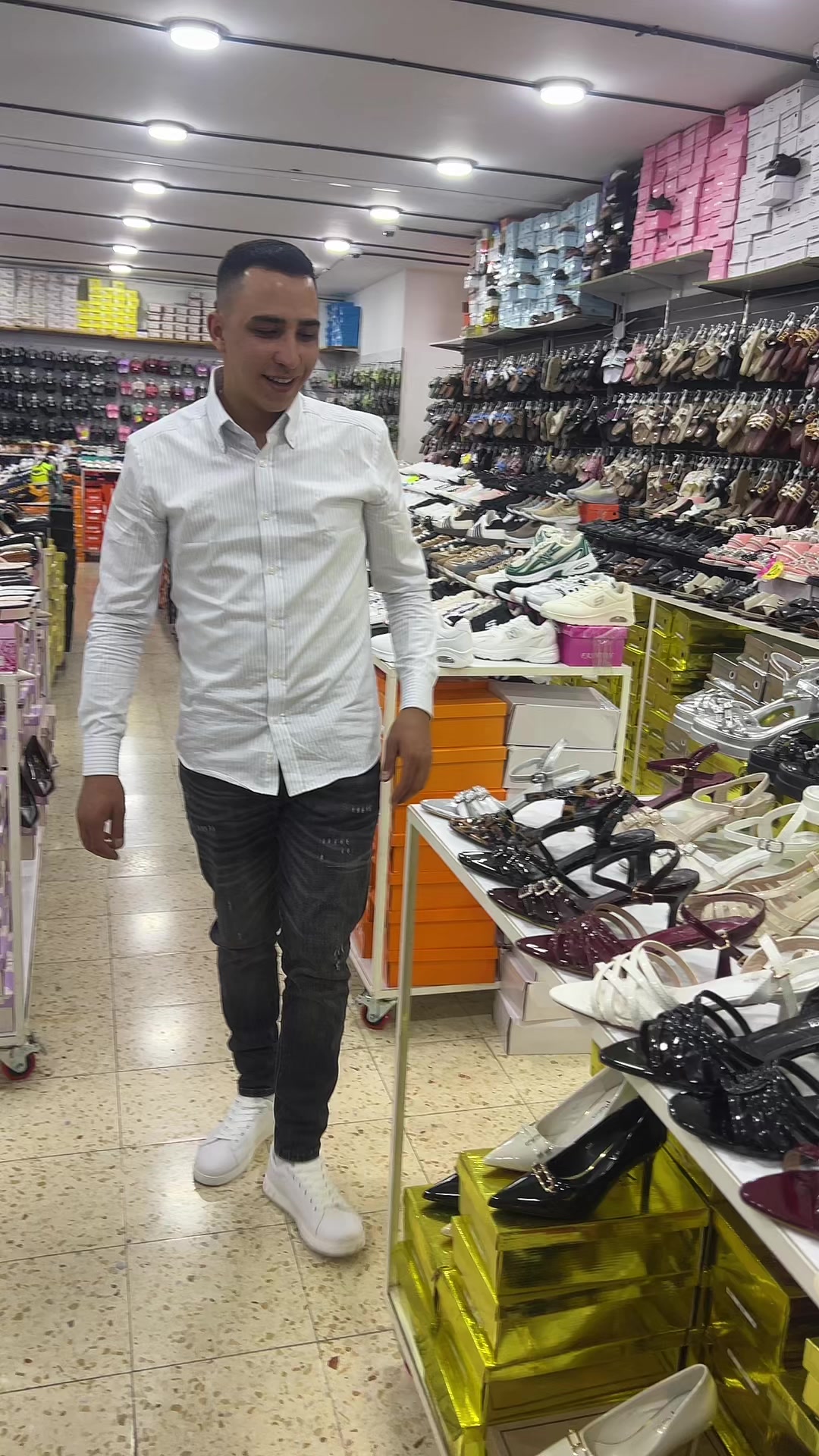@مؤسسة المنارة للأحذية🥇