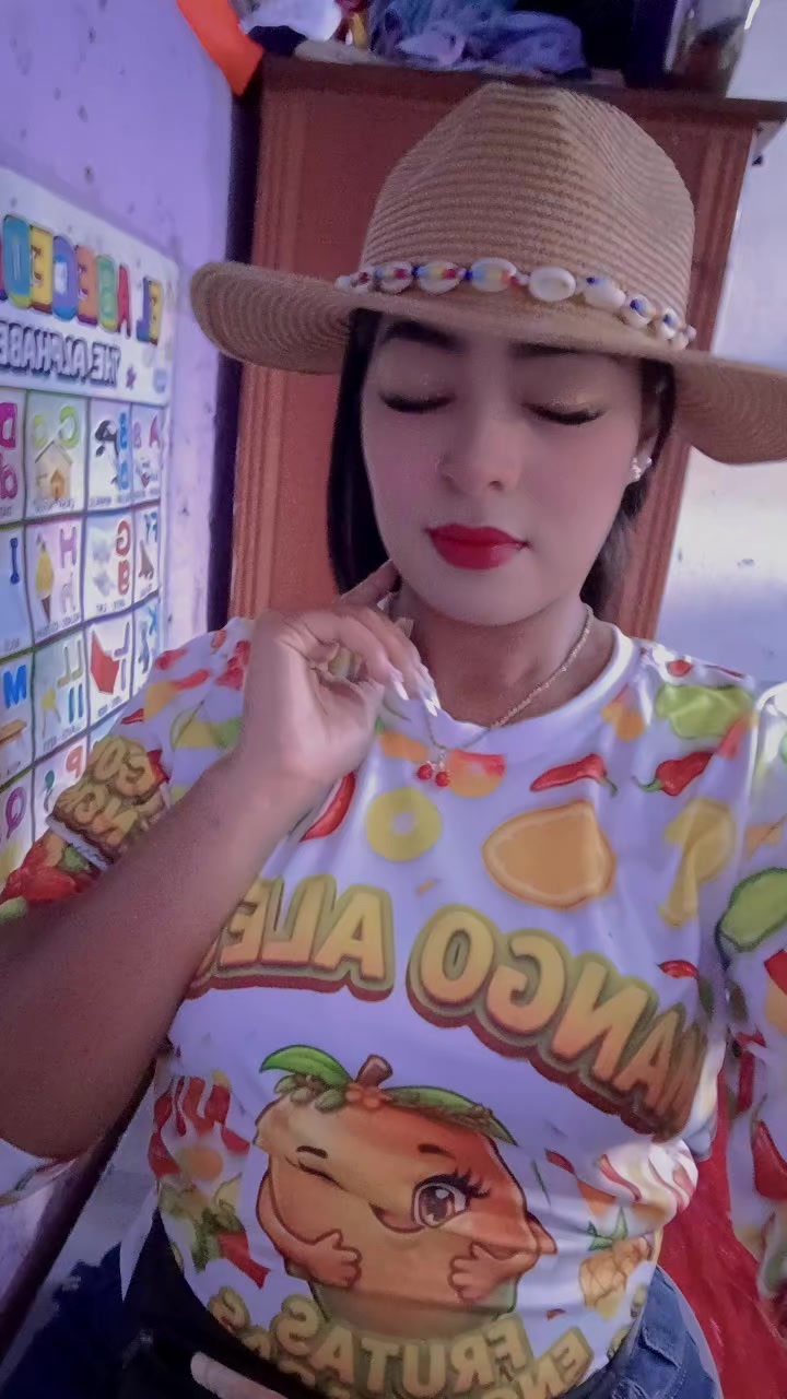 @🦋🍓la morenita linda🍓 🦋🦋