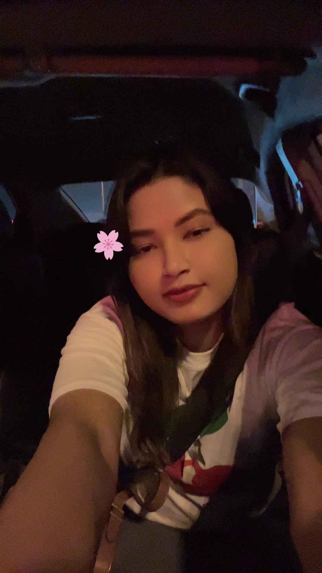 @Nisha🧿🤫