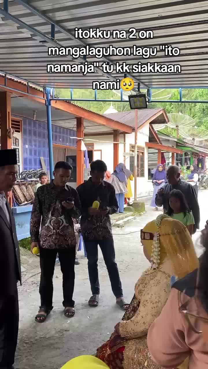 @FitriGultom21