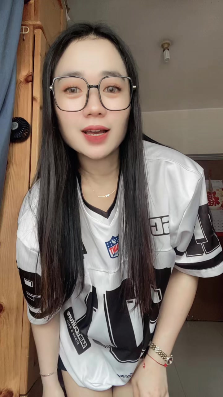 @siska_jonem🇭🇰