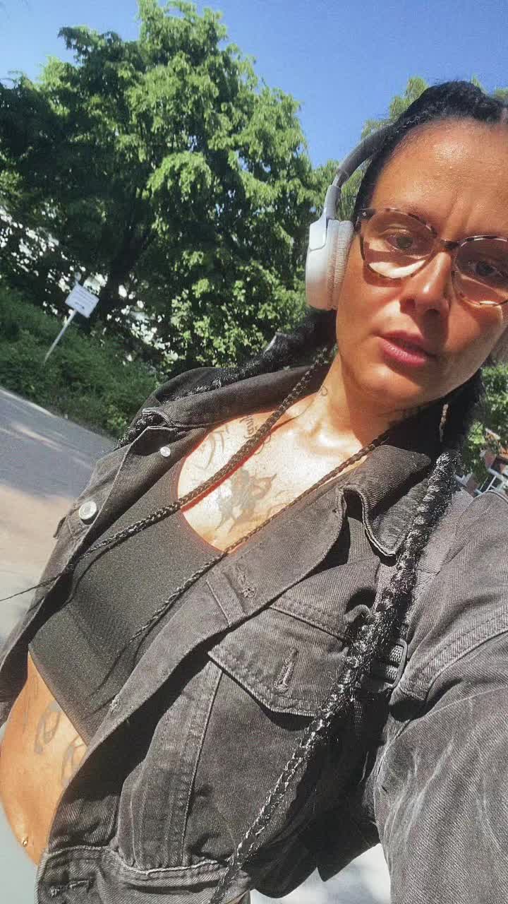 @Nicole199231