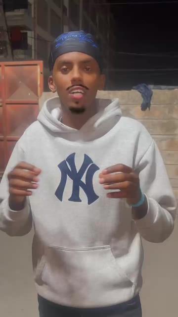@Naanoow 🇸🇴+🆎