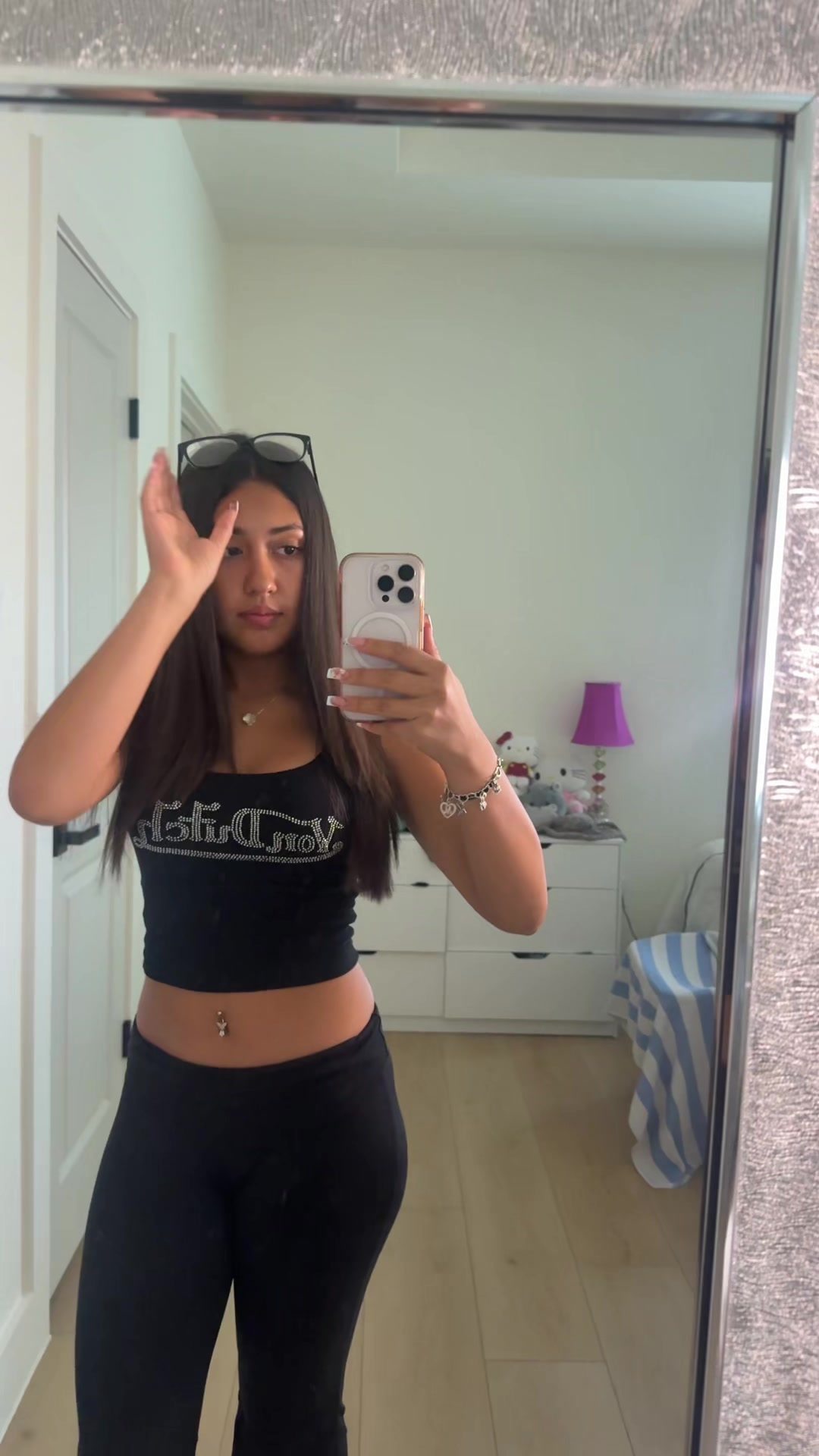 @⊱✿⊰