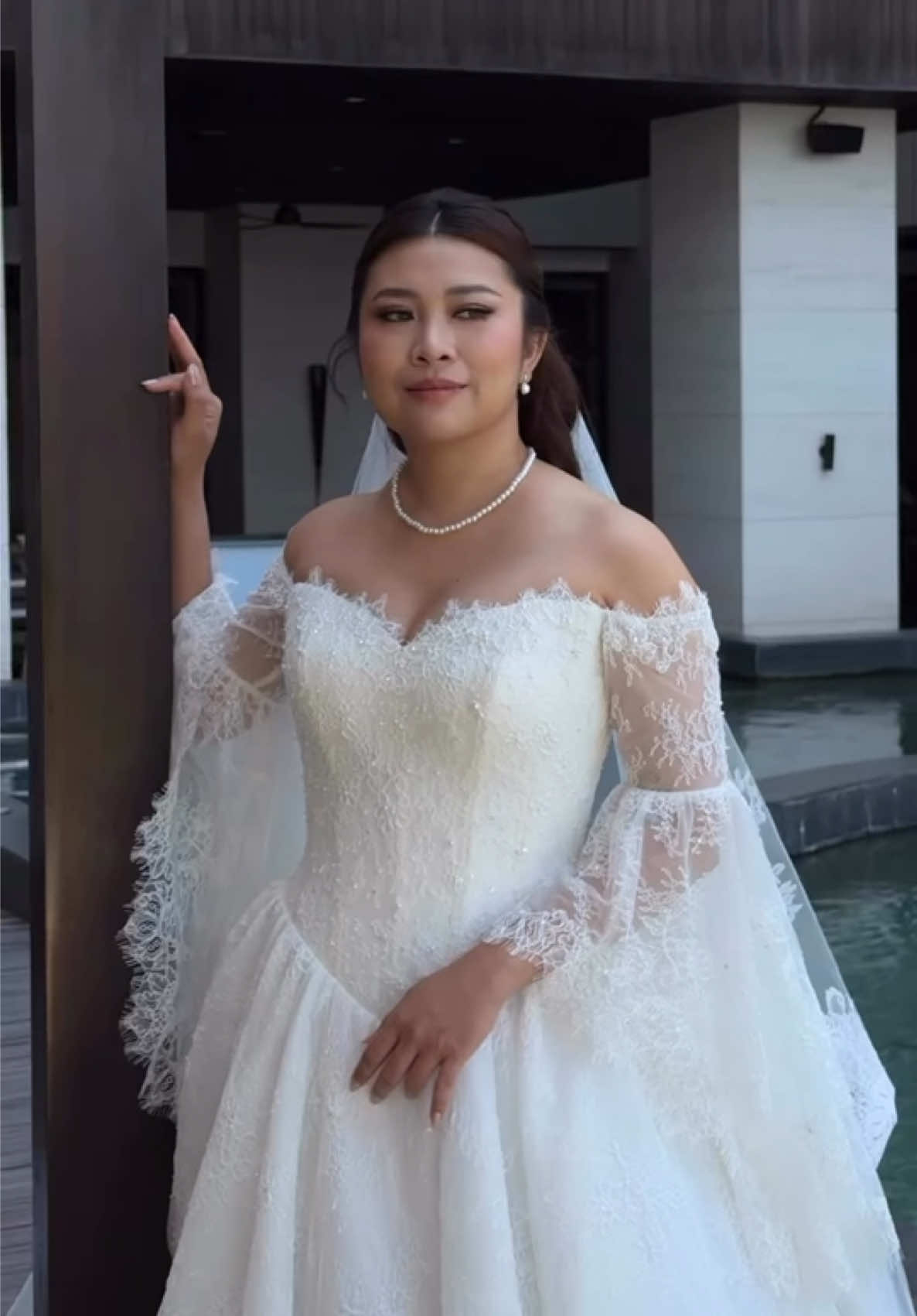 @Ivory Bridal