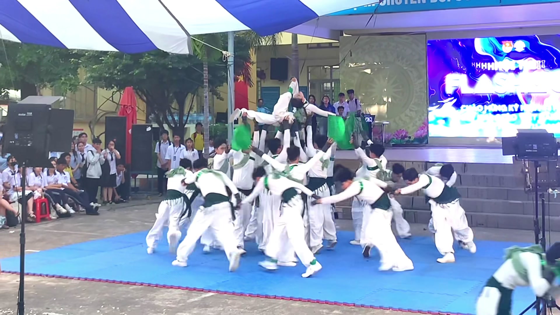 @Nhân Đạt 🦁