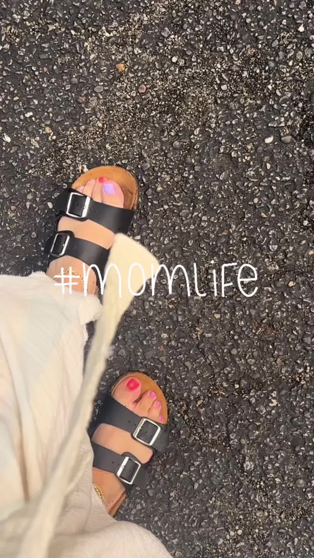 @J. ᥫ᭡