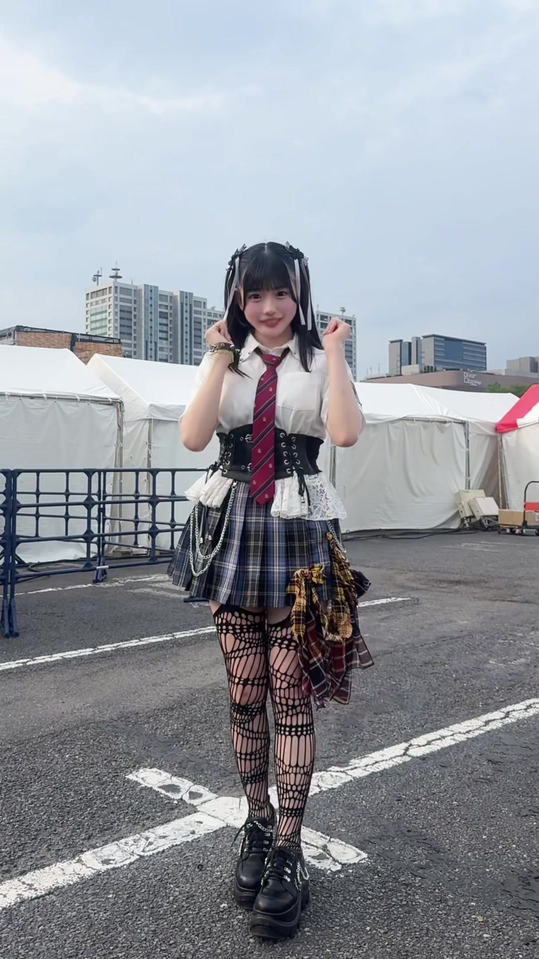 @もも