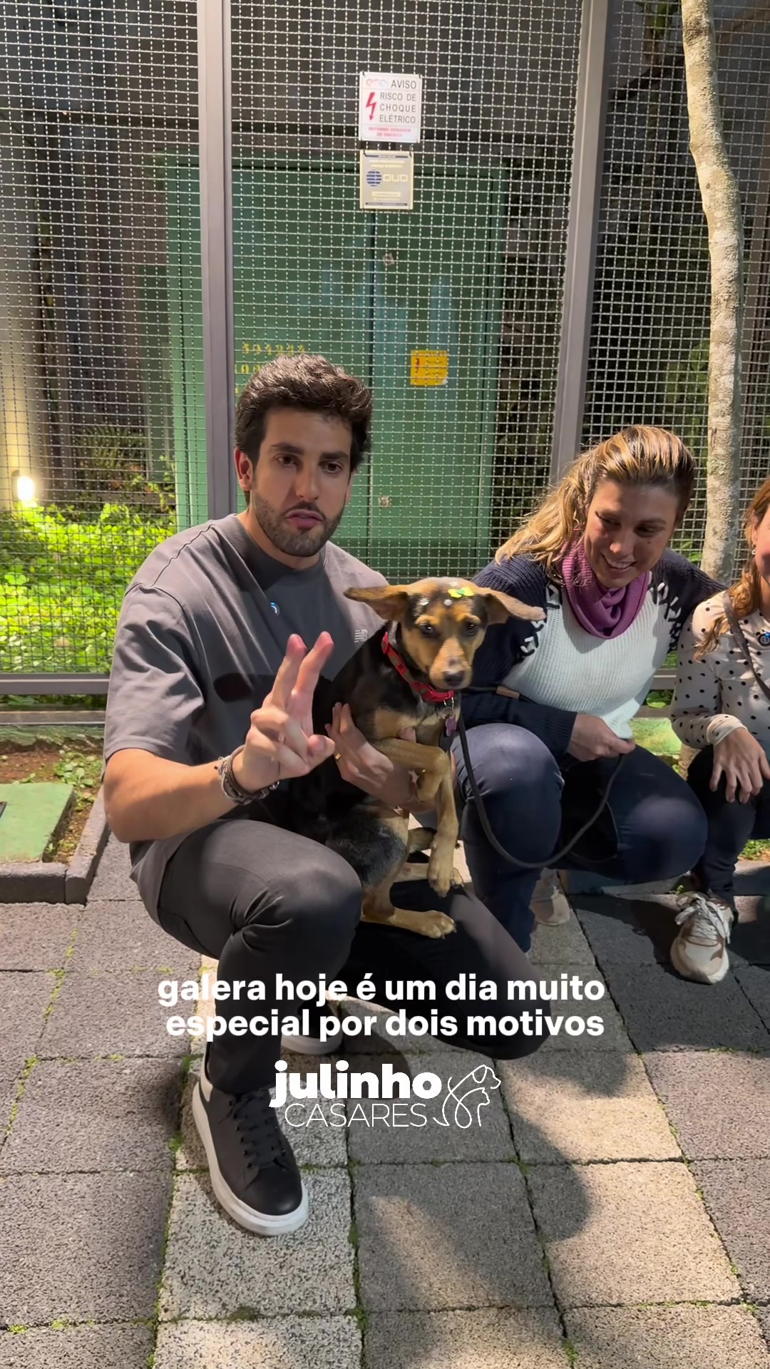 @julinhocasares