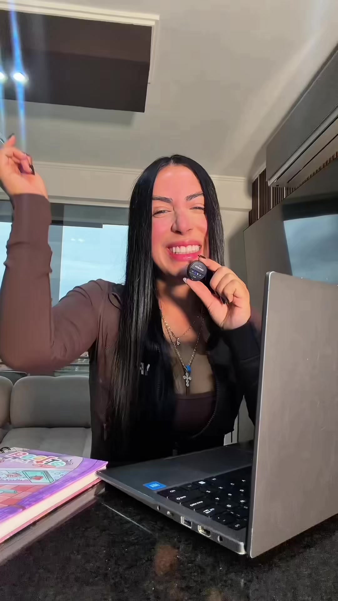 @ADRIANA FELISOLAS