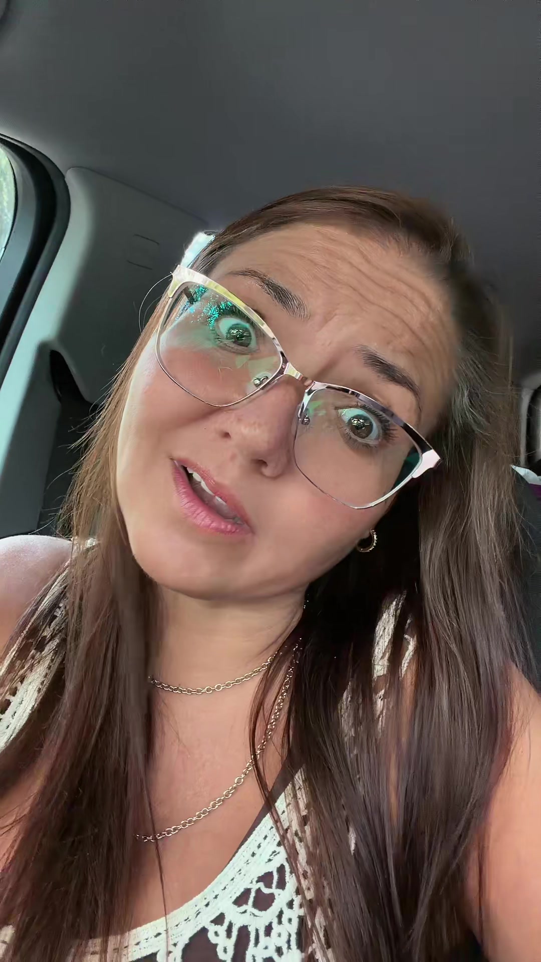 @Emookitkats