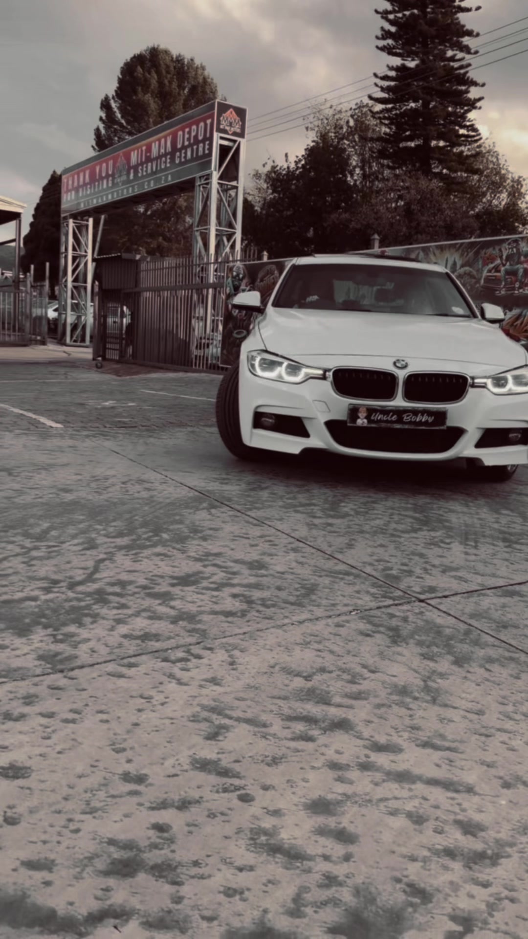 @Bobby Petkov | +27825426659