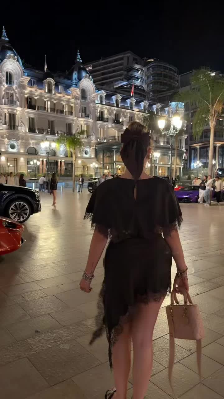 @Eliza🇦🇱