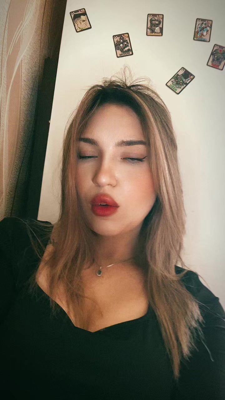 @Оля Плющ