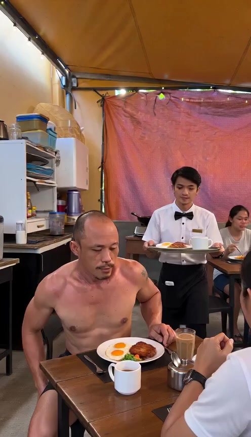 @Kuyscocoy
