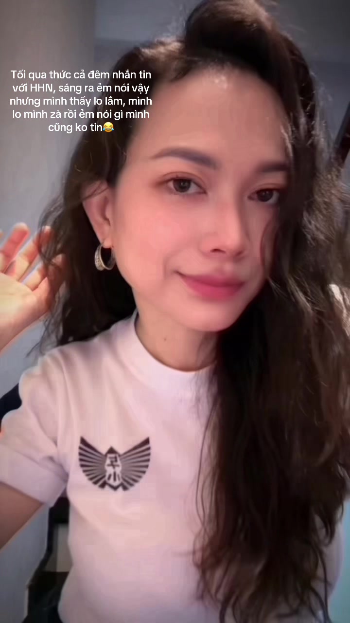 @Nga ơii - U50 còn mải ham chơi
