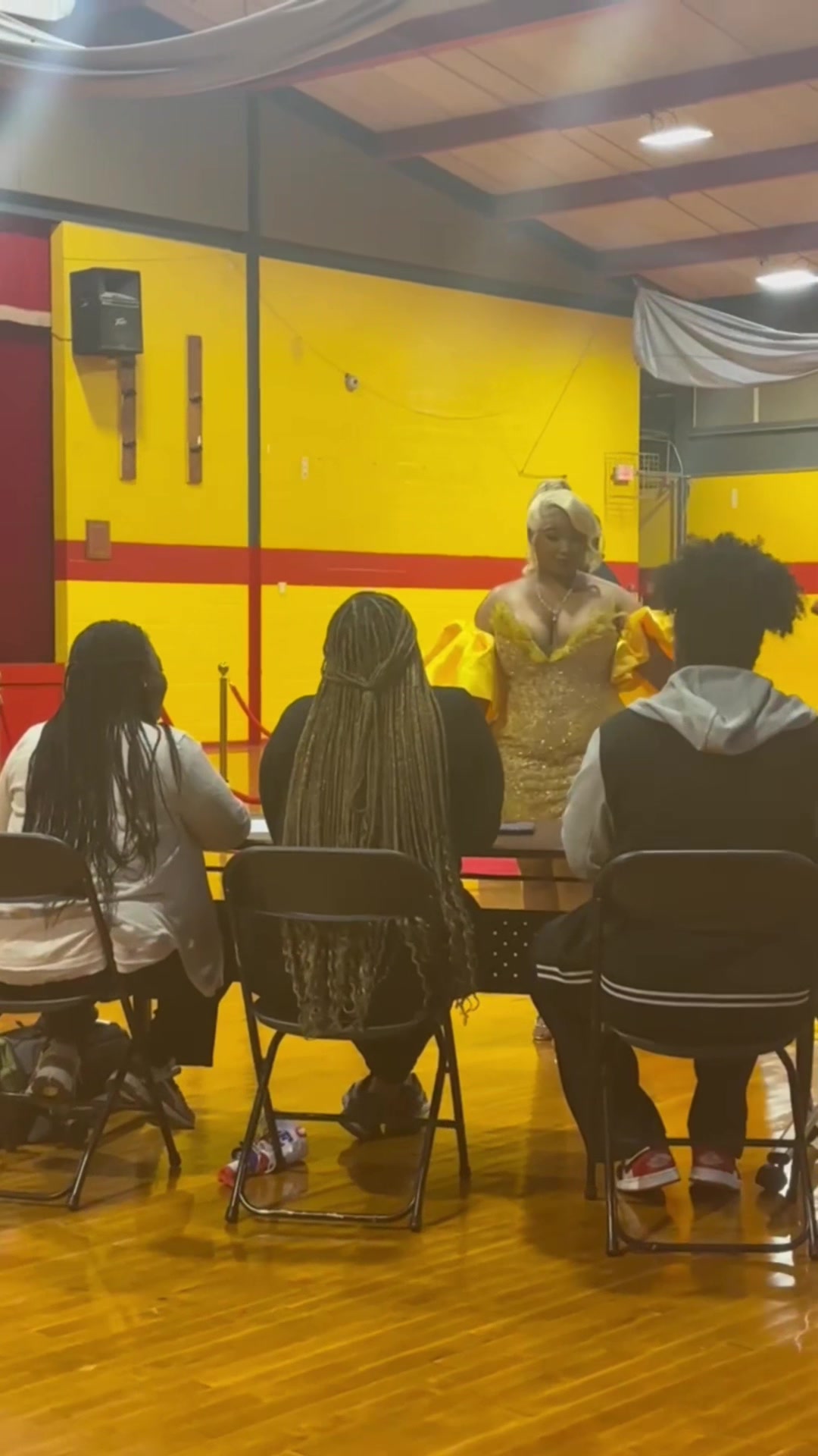 @Denellia Coleman👑
