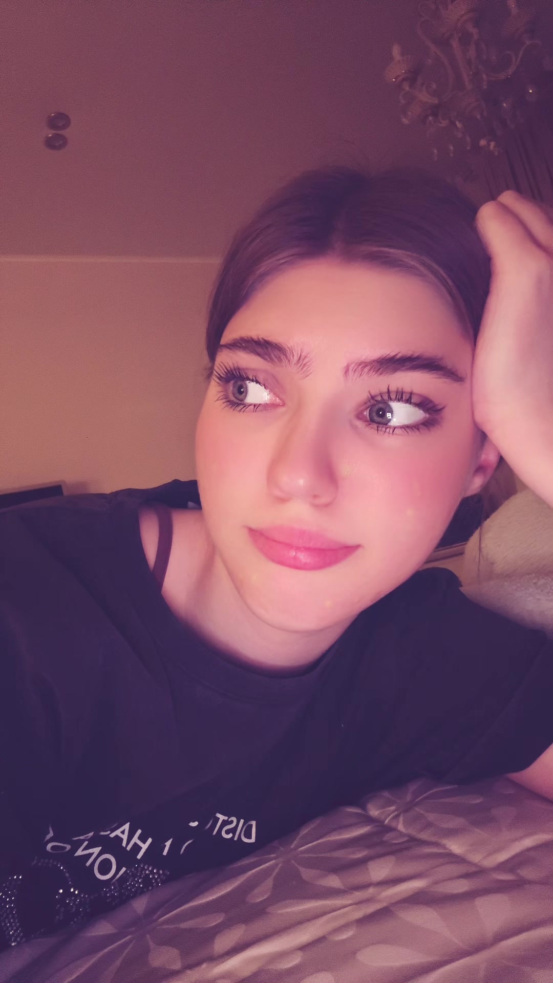 @Gg🎐