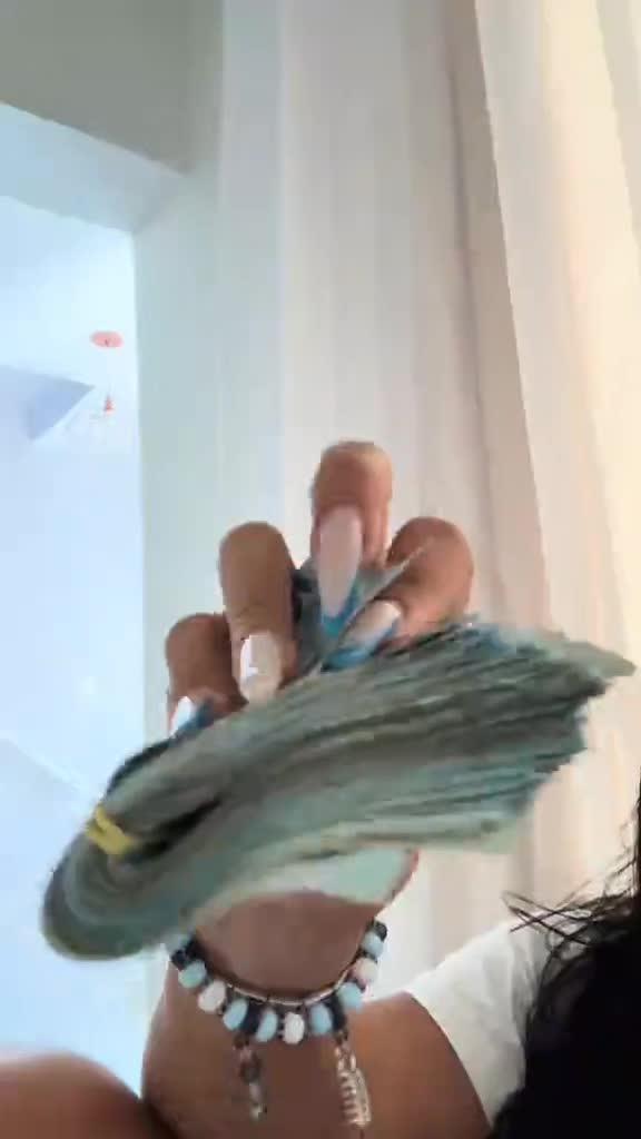 @Kat