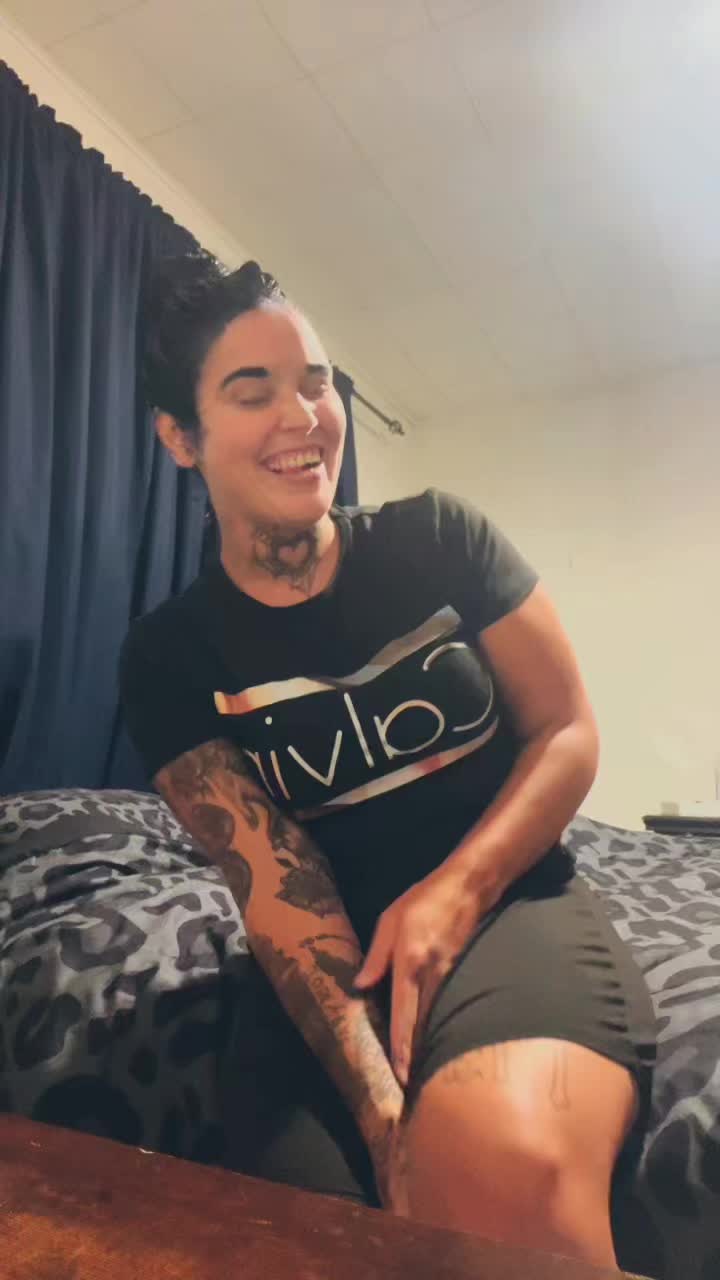 @ThatGirlJustNotYours😈