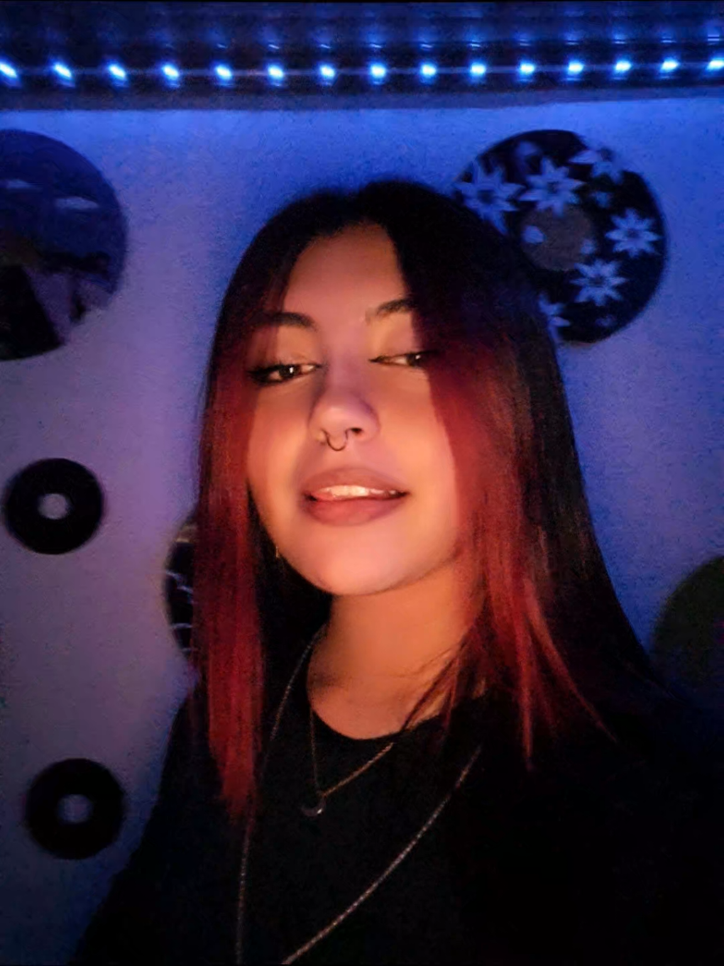 @Valx🦇