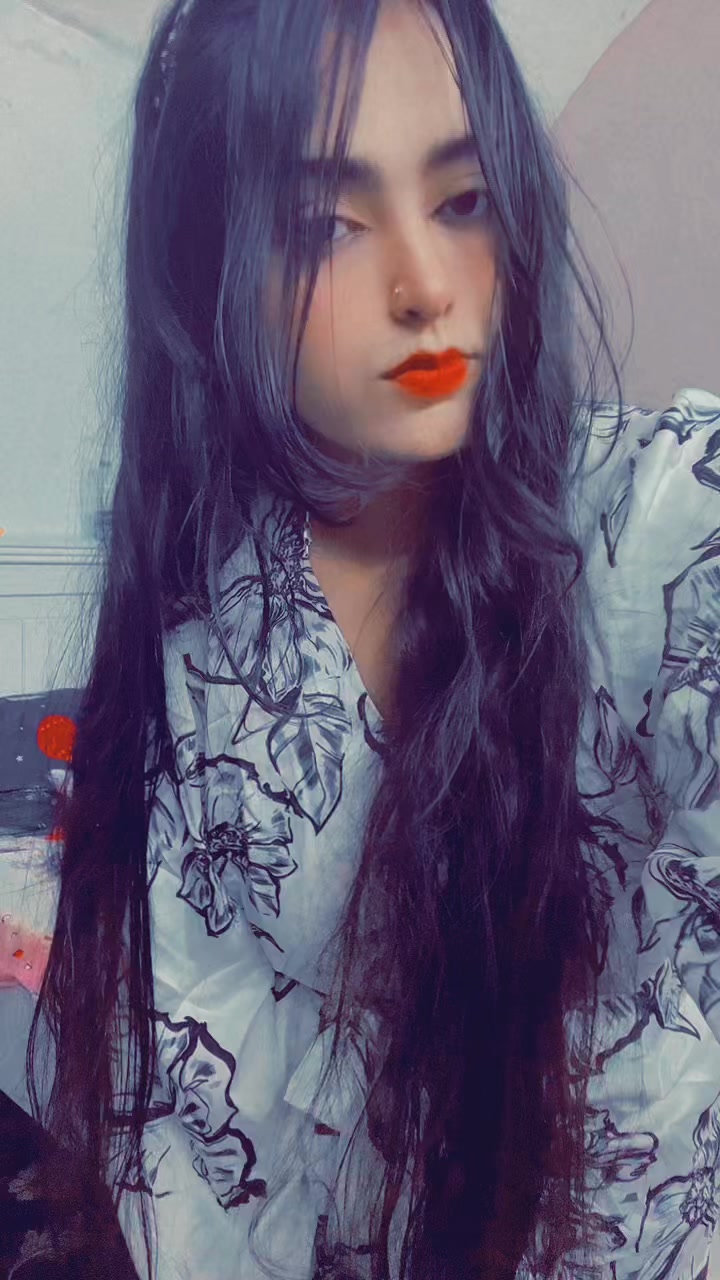 @Sharja Queen💜🧿