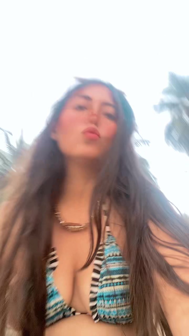 @Abril