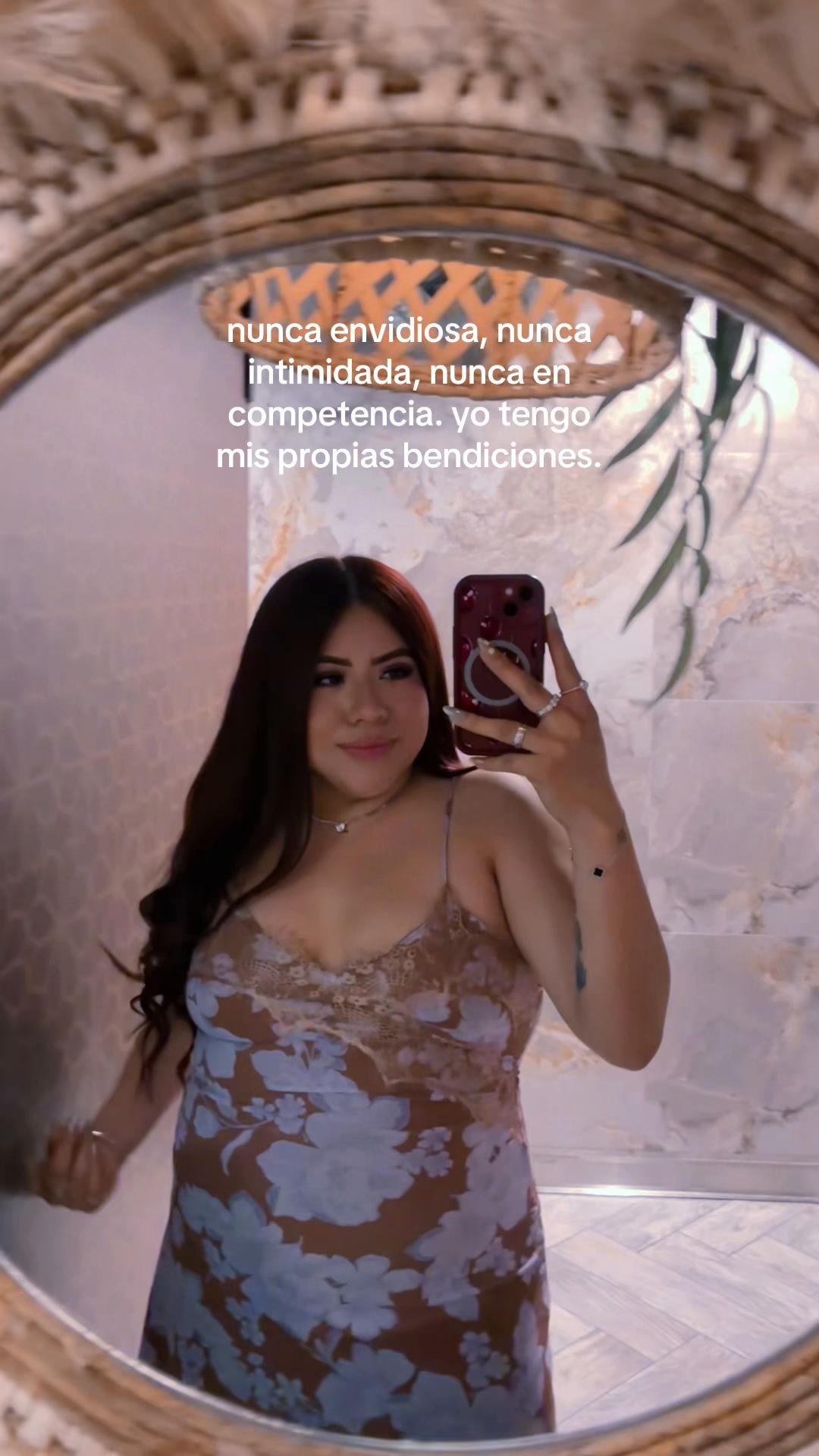 @Laura Sarah&iacute;