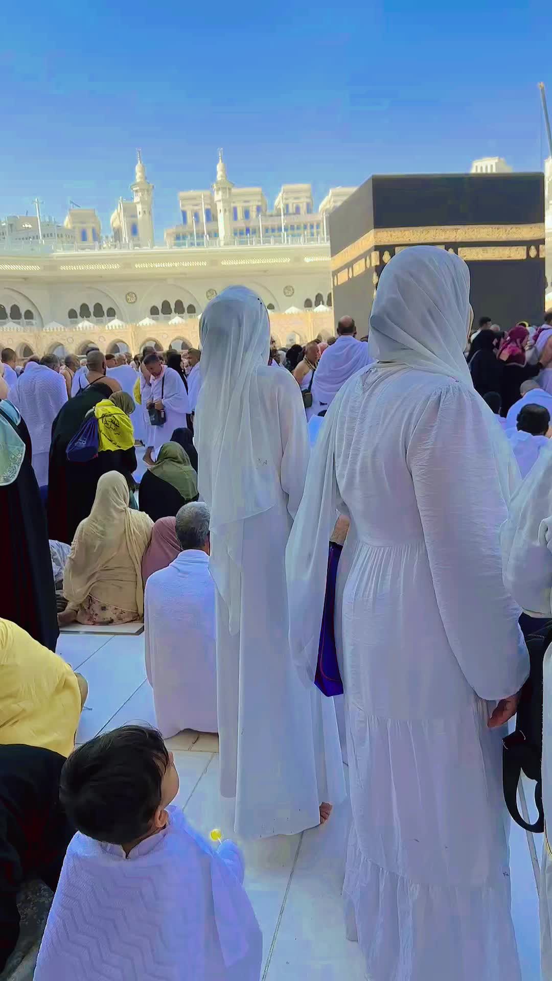 @Salina Miya