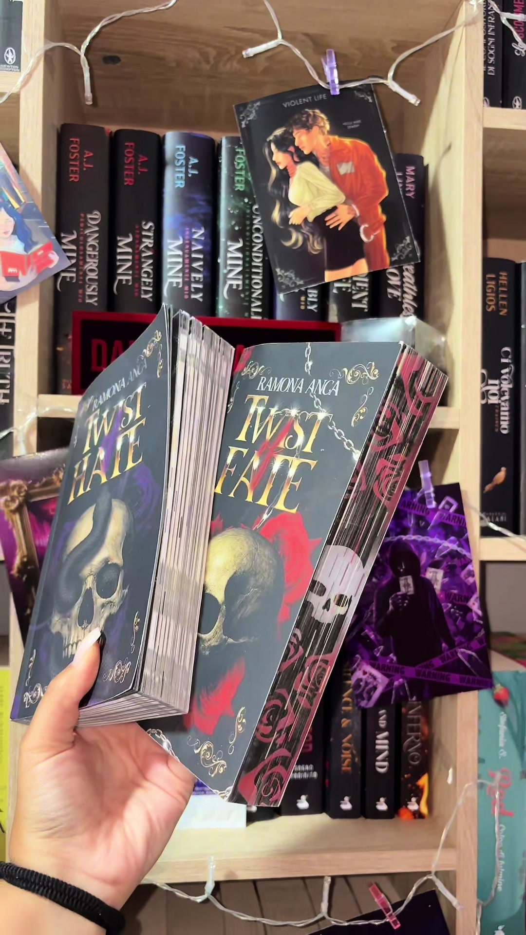 @Sara’s Books🎀