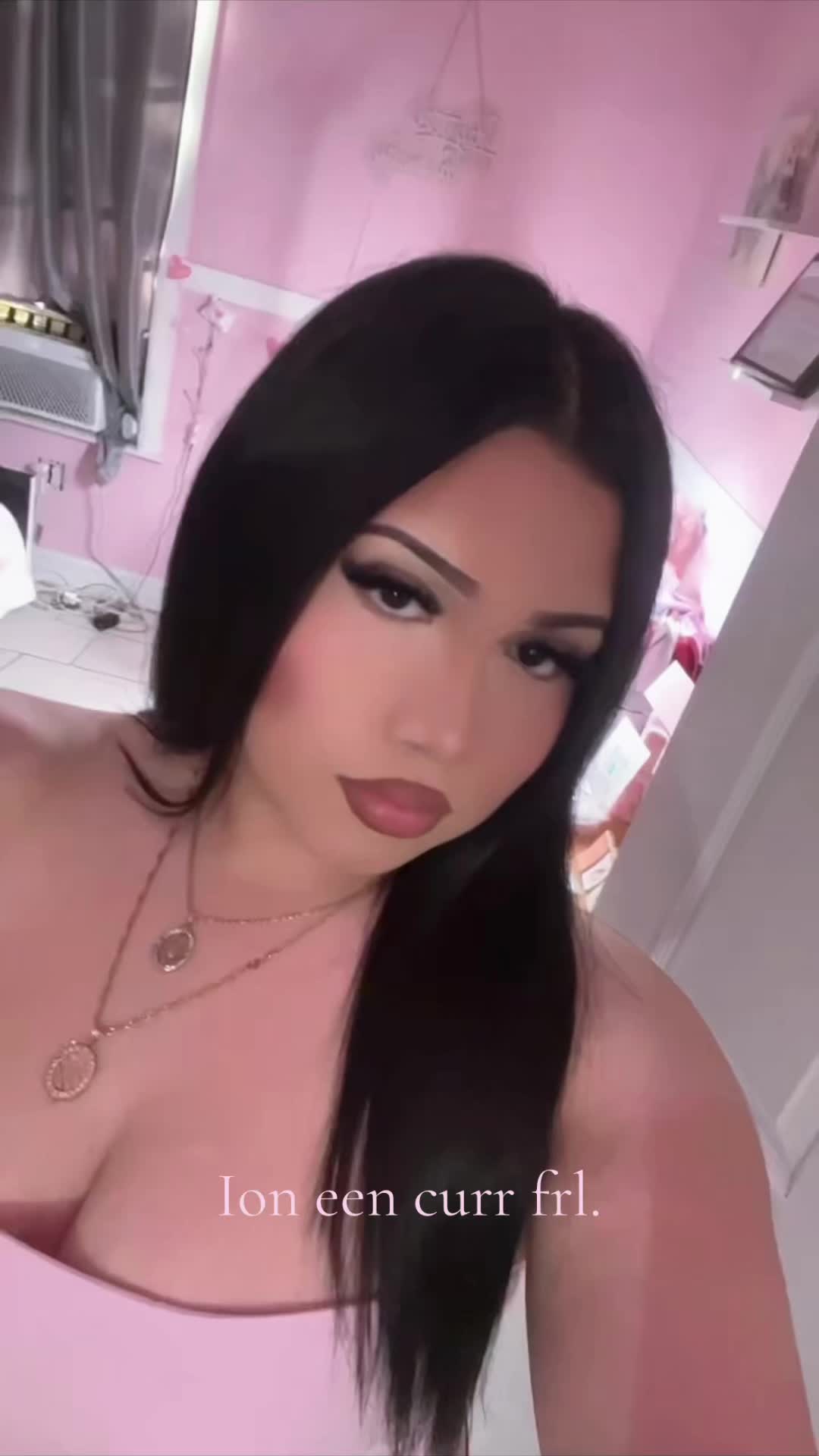 @︎