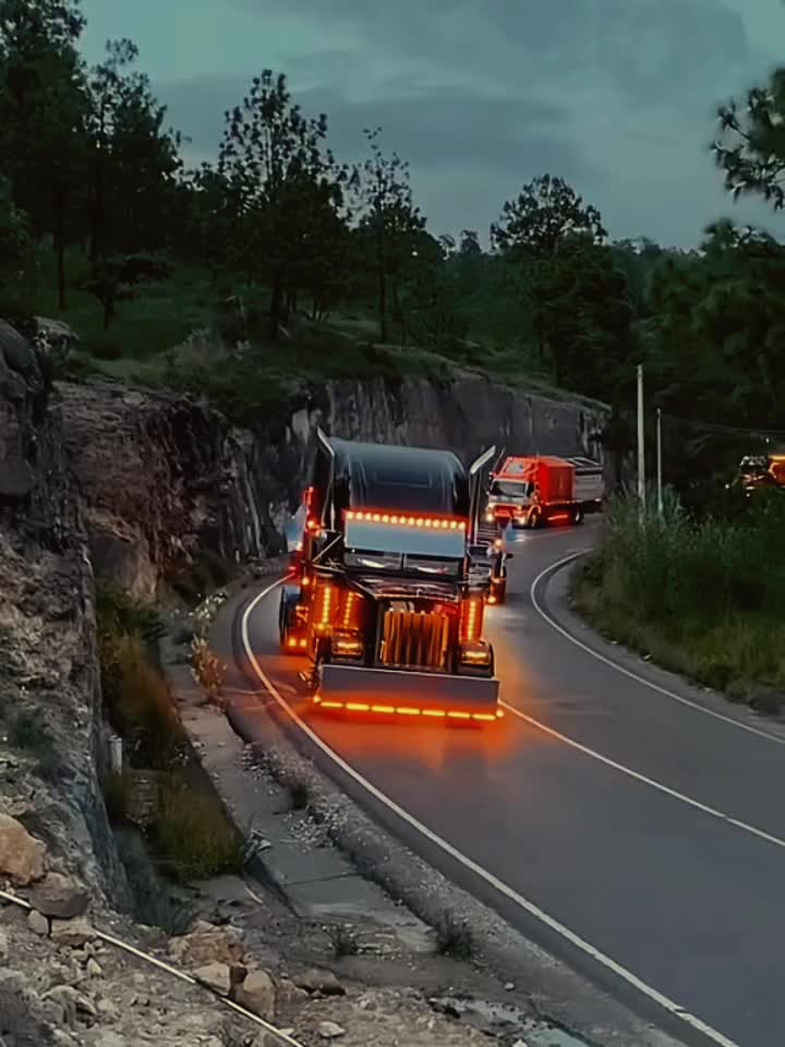 @🚛 T - &sup2;⁴/7