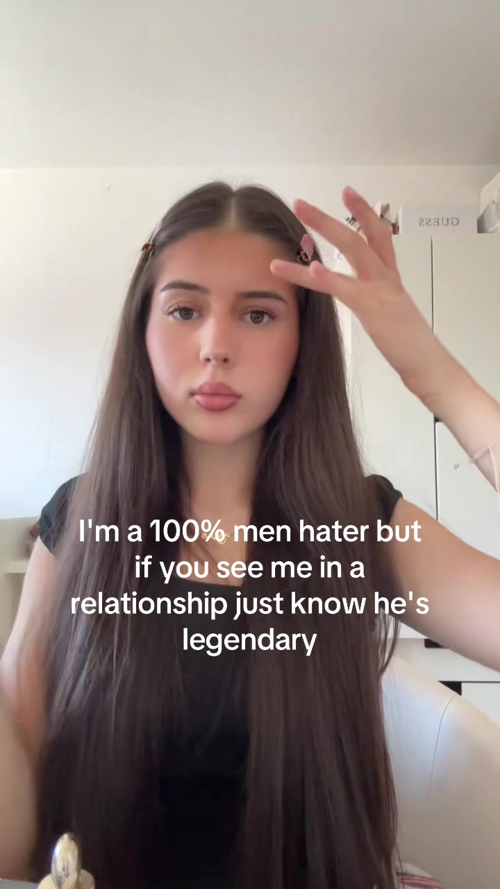 @منال