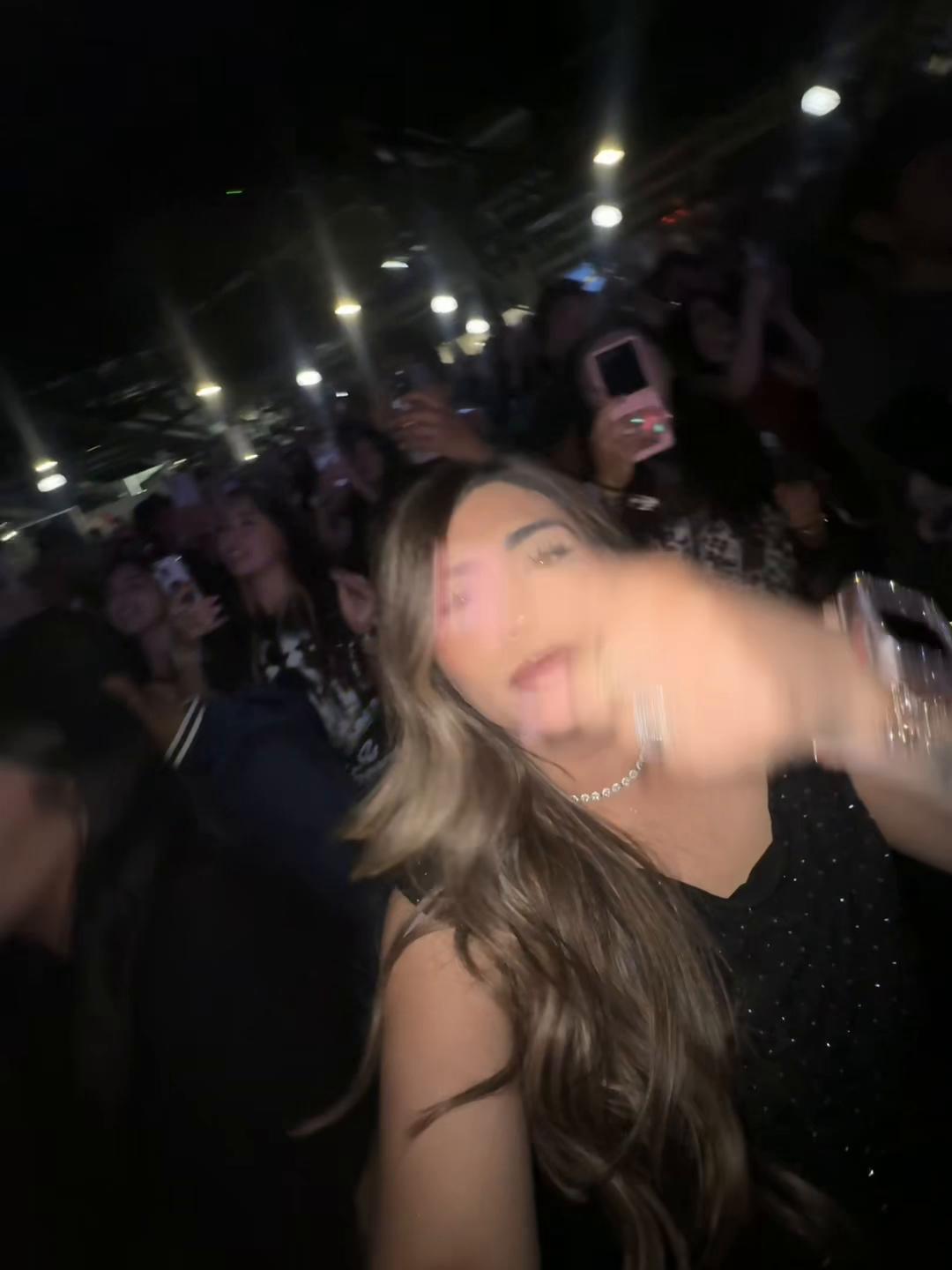 @𝐴𝑛𝑔𝑒𝑙𝑖𝑐𝑎ꨄ