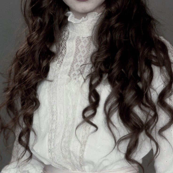 @⊹˚₊ ꒰ঌ 𝓚𝓮𝓻𝓮𝓷𝓼𝓪 ໒꒱ ₊˚⊹