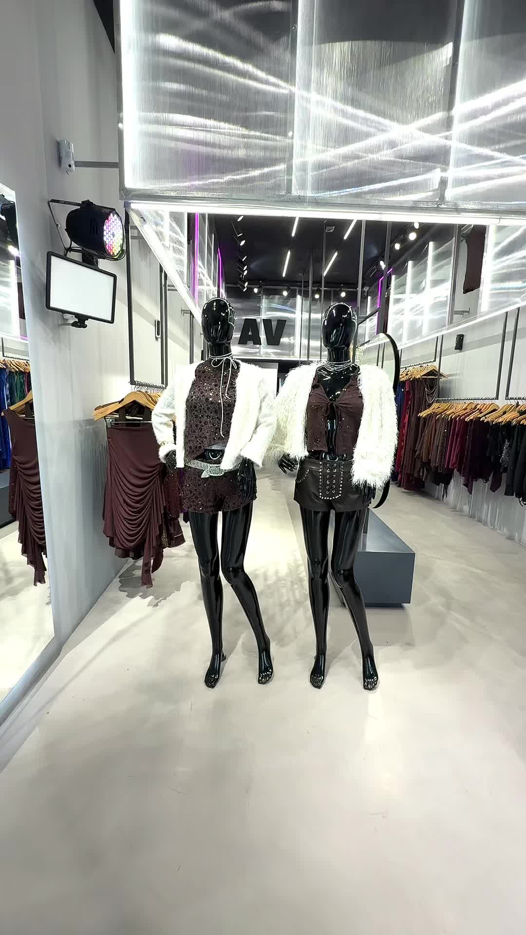 @AV