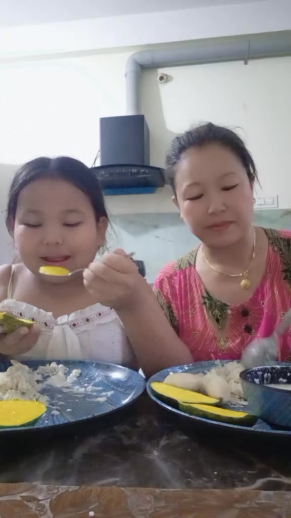 @Tara Rai