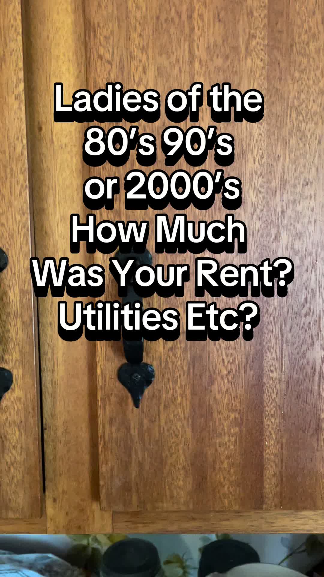 @retro.women&rsquo;s.nostalgia