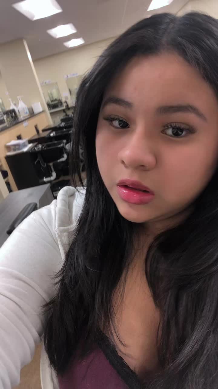 @Emi melanie