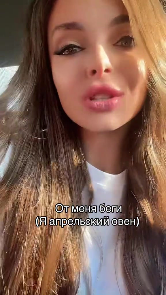 @Девочка с картинки