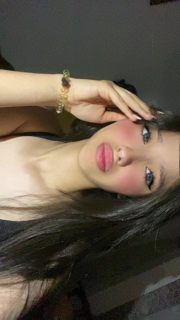 @🪬