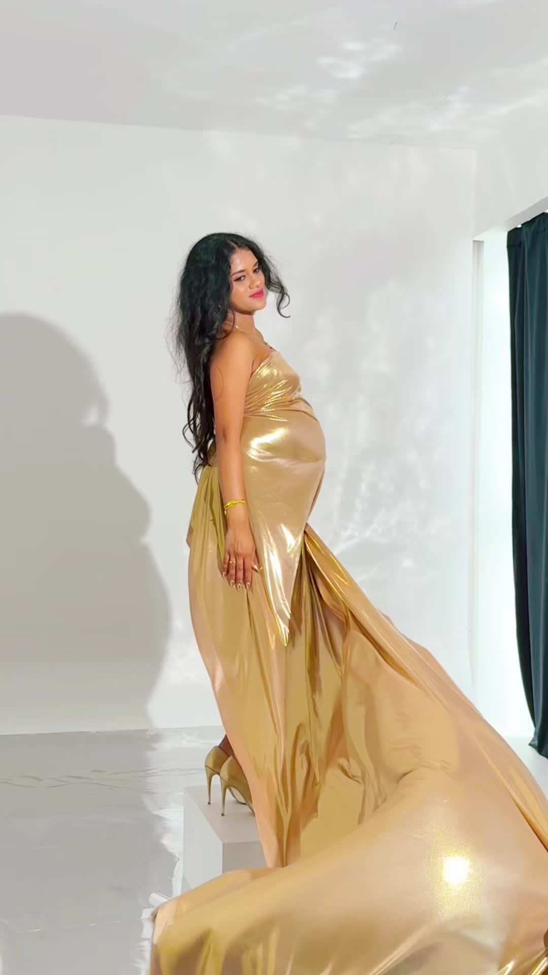 @elakiyaak