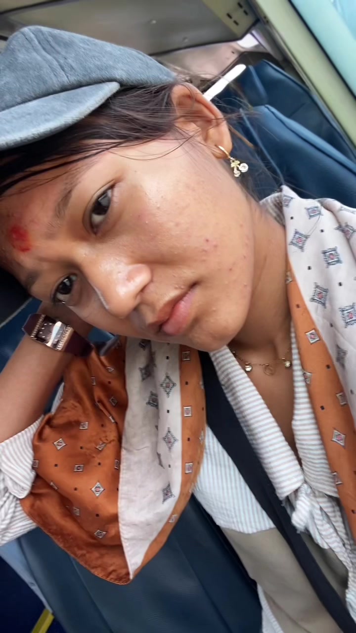 @एलिसा....🌷