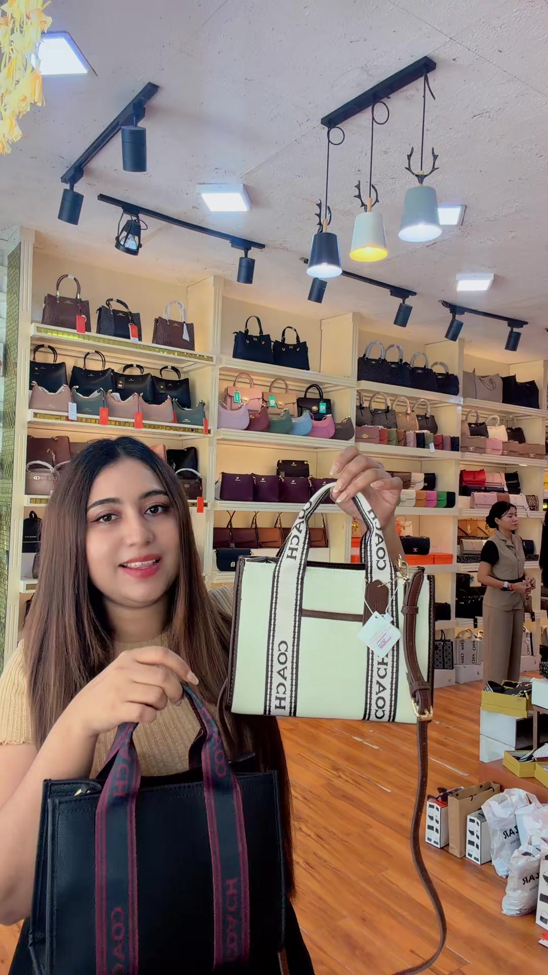 @Hnin Bags Wholesale & Retail